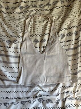 Forever 21 Ribbed V-Neck Halter Crop Top - white
